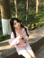 Lululemon 露露乐檬 三标齐全 姐妹们！挖到 Lululemon 夏日防晒王炸单品啦！这件女款防晒衣直接让我宣布和晒黑晒伤说拜拜～ 作为运动界防晒天花板
