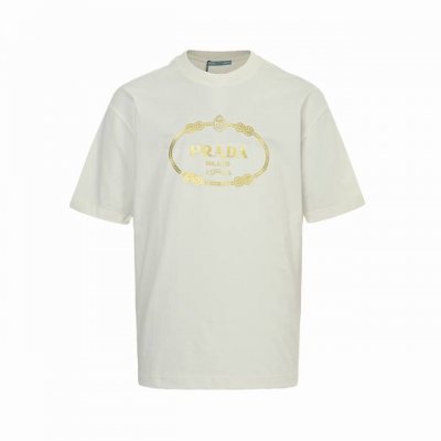 prada 普拉达 25Ss 烫银Logo短袖 32支双纱面料克重280克纯棉营造 纺织密度高 垂感佳 不易变形 厚织感加上紧密纺纱工艺 不会影响Tee的透气性