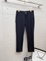 罗意威 休闲裤 西裤2025Ss春夏新款 高级定制裤子专用面料 定制原版五金 重工工艺打造 车工走线精细 定制面料 柔软舒适 质感显著 辅料精美 上身效果超赞