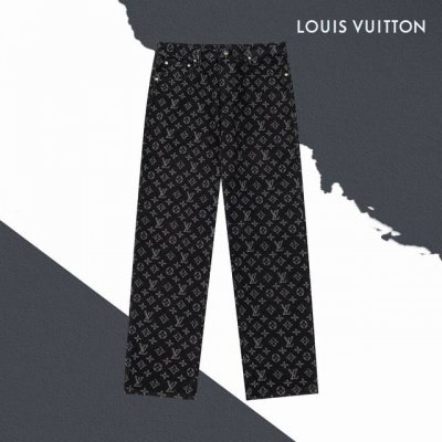 款号Sl40 Lv路易威登经典满印老花Logo直筒牛仔裤 男女同款 三标齐全 区别市场通货 随意对比 炒色水洗裤身对花位剪裁缝纫 采用具有光泽感的丝光绣线 由意
