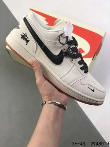 公司级带半码 乔丹Air Jordan 1 Low Aj1 Wh 乔1 联名 倒钩 低帮复古文化休闲运动篮球鞋 凭借出色的性能和吸睛的外观 Air Jordan