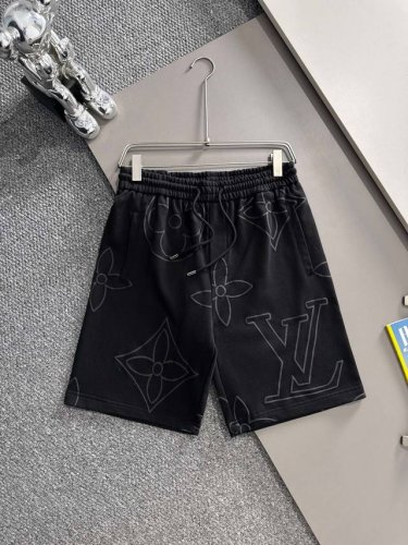 套装款！Lv 驴家 2025新款 轻奢主义 植绒四叶草Logo 男女日常通勤 穿搭必备 休闲短裤 定制毛圈面料 植绒工艺 腰标吊牌洗水唛三标齐全 颜色：黑色 码