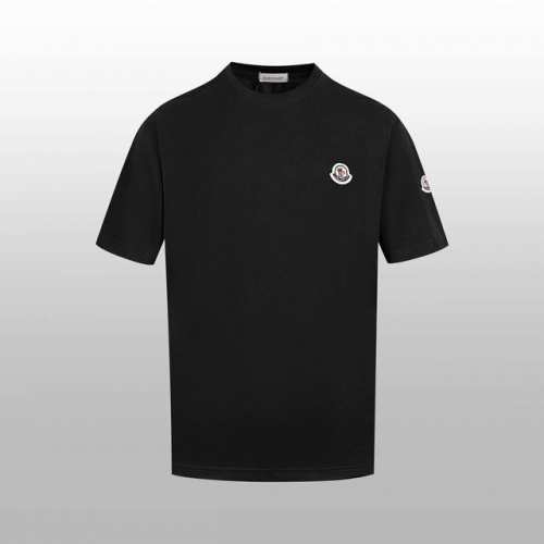 顶级版本 区别通货 Moncler 小标短袖 颜色：黑色 尺码：Xs S M L 辅料: 全套定制辅料 版型：宽松 无性别区分 男女同款
