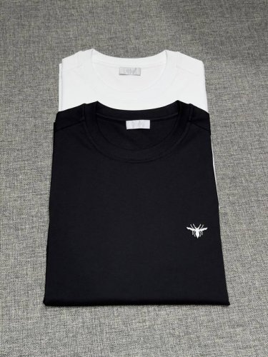 新品 Dior男士时装款圆领短袖T恤，贸易公司洋行货，高级限定款，25年春夏新品，明星级人气单品！ 客供埃及进口顶级面料，甄选尼罗河区域光照极好的上等棉花原料，