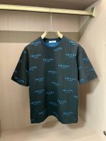 prad 25Ss 春夏新款T恤 爆款定制纯棉面料 采用立体烧花工艺 立体清晰可见 面料舒适质感 码数：M-3Xl