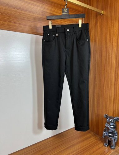 zzegna 杰尼亚 2025春夏新品 三标齐全 牛仔裤 好货不用过多介绍 看细节 专柜码数：28-38 175 140上身32