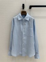 独家首发清透的天蓝色！高端品质25Ss早春新品！Lp老钱风亚麻衬衫，今年亚麻的热度越来越受欢迎！采用100%进口亚麻，上身清爽透气又舒适，演绎慵懒随性的高级单品