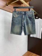 巴宝莉 25男士牛仔短裤原厂原布原洗水！进口原版水洗弹力面料，复杂的手工艺叠加，任何一个洗水环节多停留几秒都会变成完全不一样的颜色效果，所以越加珍贵，特别持久、