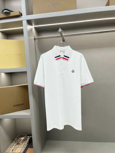 p120 Moncler 蒙口 领条纹贴标新款Polo衫 原版面料 官方同款 采用210克纯棉珠地面料，定制 同缸染面料 手感非常舒服爽滑 版型挺阔有型 一线品