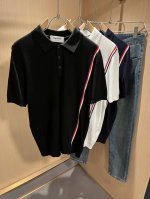 Thombrow*E汤姆*朗 ~2025春夏新款短袖伊力特针织面料！官网同步有售，独特设计魅力，非常高端，简约不简单，成衣新典范！面料精选独特伊力特面料，手感光