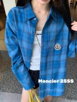 蒙口25Ss新款蓝色格子纽扣防晒衬衫 蓝格子好显白夏天好喜欢穿衬衫 非常宝藏的单品 防晒显白效果也是满分 口袋刺绣Logo绝美高级感满满 棉麻料子质感超级好哇