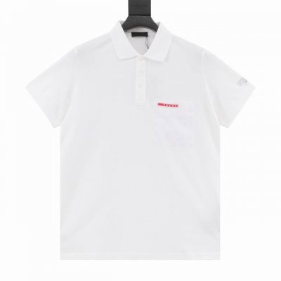 prada 普拉达 24Ss 红色饰条尼龙口袋polo短袖 胸前经典红色皮标字母Logo，以及尼龙口袋细节，典型精准的英式版型裁剪，各年龄段均可驾驭，满足任何日