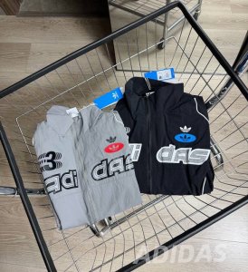 上新 -25Ss春季新款阿迪Adidas Originals Adidas Originals 情人节系列 Rac Wv Jkt M 立领运动宽松长袖夹克 男女