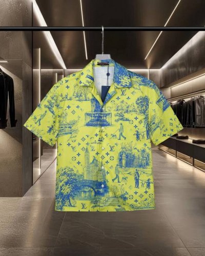 Lv 路易威登爆款来袭 沙滩走秀款公园城市风景老花Logo数码印花短袖衬衫 2025Ss官网新款短袖 衬衫 衬衣 精美数码印花Logo 高端版本 专柜定制面料
