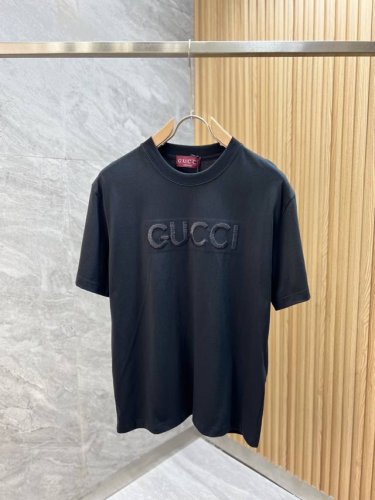 Gucci 古奇 2025年春夏新品上新 三标齐全 纯棉圆领短袖T恤 好货不用过多介绍 看细节 专柜码数 Xs-Xl 175 140建议S