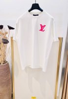 Size 46 48 50 52 黑白两色 男女同款 197524135640081 1V路易家2025Fw 立体浮雕前后压花重磅纯棉 半袖T恤 后背镜像品牌L