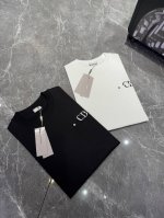 dior 25Ss春夏新品T恤 首发专柜最新款短袖圆领T恤 高端订制 设计前卫时尚 品牌Logo印花口袋设计 高端定制丝光云朵棉面料.手感柔软.穿着舒适.专柜级