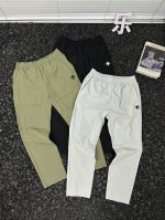 Descente 跑步训练速干系带直筒运动裤纯色百搭美式篮球长裤休闲裤男女同款 - 忙碌的上班族们 想要在通勤路上既舒适又时尚 迪桑特这款运动休闲裤就是你的理想