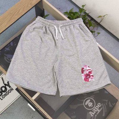款号 Xb1034 2025新款Stussybape斯图西联名猿人头迷彩红侧面图案Logo印花休闲情侣毛圈短裤五分裤 不要说你不喜欢这条裤子 简单的版型真的无可