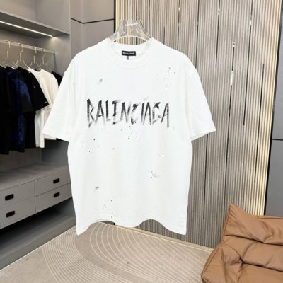 Balenciag* 巴黎25Fw春夏新款圆领T恤 采用重磅320G双纱精梳棉材质 上身立体感强 标志性巴黎铁塔康直喷工艺 洗涤方式：面料仅限干洗或洗衣袋包裹反