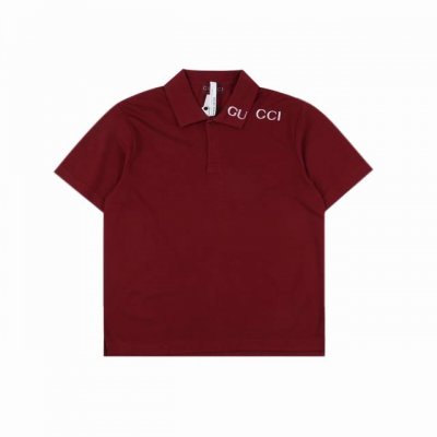 gucci 古驰 领口标识字母印花翻领Polo短袖 选用棉质珠地网眼布打造，定制材质 G长绒棉，衣领为双系统提花定织扁机制成，有弹性，不变形，衣服全部原生布捆边