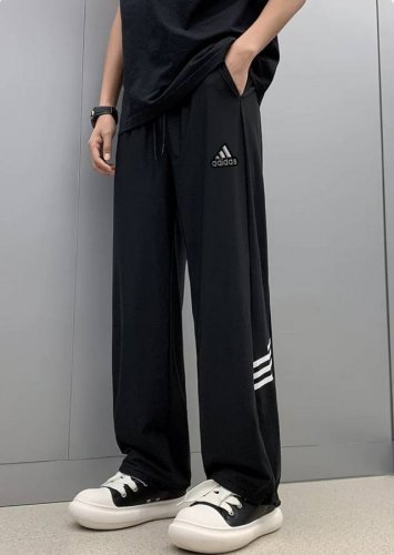 adidas 阿迪达斯三条杠黑色条纹裤子男夏季冰丝四面弹薄款潮牌美式速干工装裤直筒宽松运动休闲长裤 ~可机洗速干四面弹面料 抗菌 可机洗 ~版型百搭 经典三条杠