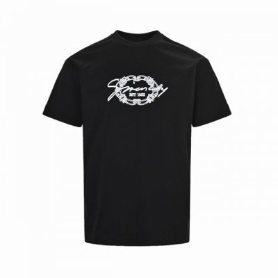 Givenchy 纪梵希 25Ss 刺绣字母徽标Logo短袖 采用100%棉质面料，柔软透气，让你在夏日里尽享舒适。 胸前Gvc品牌字母刺绣，展现品牌独特魅力，