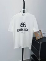 款号：D127 宽松大版 顶级版本 Balenciaga巴黎世家拔染发泡涂鸦字母 短袖T恤 抢购Zp开发定染面料色..印花.水洗. 采用280克100%纯棉 精