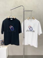moncler蒙口独家专供新款原单男士休闲短袖 高端定制 高端版本 时尚百搭爆款进口面料 手感超柔软细腻 穿着亲肤舒适 高端精品 代工厂P精细做工 上身非常赞