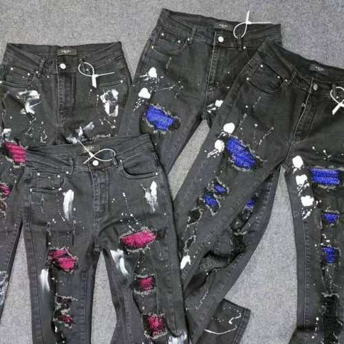 100款号Fz3304 自主 Amiri黑色烫钻破洞牛仔裤长裤 Amiri高街黑色基础破洞紧身弹力牛仔裤长裤 Amiri烫钻Amiri音译为埃米尔，是创始人的名