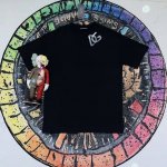 dolce＆Gabbana ] Fw短袖T恤 杜嘉班纳手绘Logo短袖 高端32S双纱280克面料 重磅面料 定制拉架罗纹同缸同染 三标齐全 男女同款 颜色：黑
