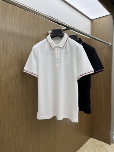 Mon Ss早春新款 商务休闲通勤款,渠道精品唯美主义的英式裁剪艺术尽显男士魅力风采. 25春夏 专属标识polo衫短袖T恤 经典的翻领裁剪工艺从未停止.既不单