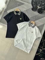 Versac 范思哲 S新夏款高端商务男士polo衫！高端品质 爆款推荐 -颜色：白色 黑色 -码数：M 3Xl -采用原版Zp一致定制索罗娜双珠地面料 螺纹同