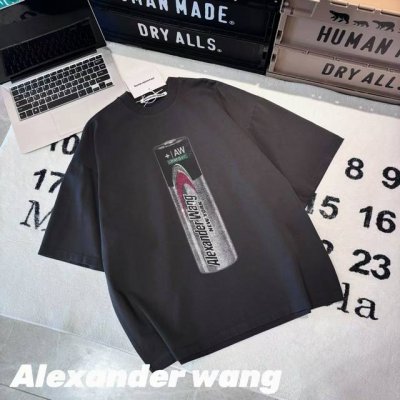 alexander Wang亚历山大王 Ss25 电池图案水洗烫钻圆领短袖 男女同款 -面料：采用原版一比一定织定染280G纯棉面料。多次水洗调色，一比一还原原