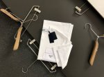 prad*微宽版型M-Xxxl 25春夏顶级黑色拼接面料款金属三角标口袋融合重磅经典短袖，精致工艺专柜面料，顶级元素融合打造，经典短袖3标齐全，潮男时尚，无论是