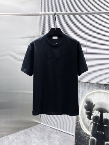 蒙口 Moncler 2025Ss新款 半袖 体恤 短袖 圆领T恤，高端版本！专柜定制面料 透气舒适度高，细节无可挑剔，品牌元素设计理念，体现高品质。手感细腻柔