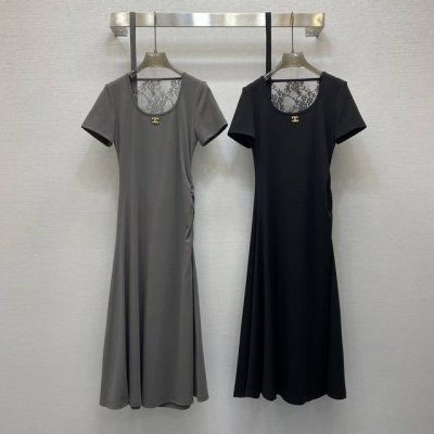 cc*25Ss 性感U领后背小心机蕾丝露背设计收腰连衣裙，高级面料，颜色:图片2色，面料：精纺棉面料 Smlxl