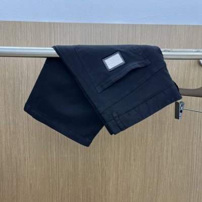 杜嘉班那 & 春夏S专柜款高级订制新品官网每季专柜必推产品 莱卡棉订制牛仔面料 专柜走好设计 版型巨好 上身效果超好 专柜热卖Slim板型 黑色牛仔短裤Jxzh