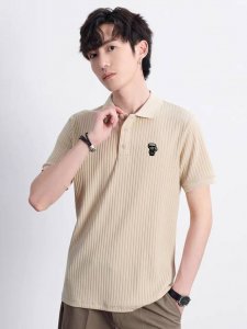 夏季2025新款Fendi 芬迪小老佛爷男士短袖Polo衫高端翻领冰丝T恤修身半袖体恤 丝滑倍加不粘人 透气超性赞 必须纱从线开始 就要独订家制丝光纱线 然后成