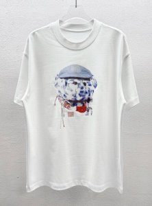 Acne Studios圆领T恤 数码直喷印花 300克全棉双股精纱面料 宽松 S版型裁剪 符合当下的潮流审美 大大地 一件包容性强 随意上身就能轻松凹出造型