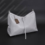 louis Vuitton Lv Carryall托特包Tote购物袋 中号 鲨鱼灰王炸单品 一曝光就掀翻的全新超柔软羊皮Carryall男女皆宜的松弛感 隐隐