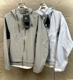 1:1原版定制 两穿 防晒衣 秋天外套 男女情侣款 kailas 凯乐石25春季最新款 索松 机能 户外压胶连帽冲锋衣登山透气防风防水两穿冲锋衣 1凯乐石索松全