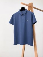 杜嘉班纳D&G 高端货商务 白领 单位人士必入单品！ 休闲商务翻领短袖，科技面料，体感非常棒，手感顺滑质感很棒！弹性好，无任何束缚感，面料自带透气网孔，吸湿排汗