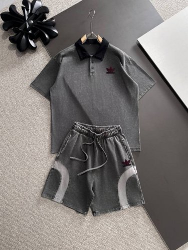 隔天出货 Balenciaga 巴黎世家联名 高品质 2025春夏新款休闲重工套装 独家Yb开发 高版出品 外单客供进口定制面料 透气舒适度高 细节无可挑剔 品