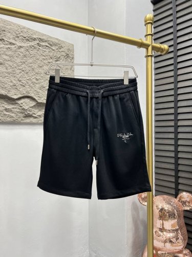 prad* 男士时装款商务运动休闲短裤 五分裤，高端洋行渠道货，25年春夏新品，顶尖白金级臻品，源自原厂代工出品！ 高端奢华且白金级的一款裤装，通体的设计完美融