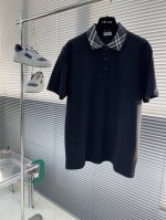 Bbr 25Ss新款polo衫，官网同售1：1定制，领子融入品牌经典格纹撞色设计，简约大气细节感超满，采用高密度珠地布制成100%棉质，面料洗水定型处理不变形，
