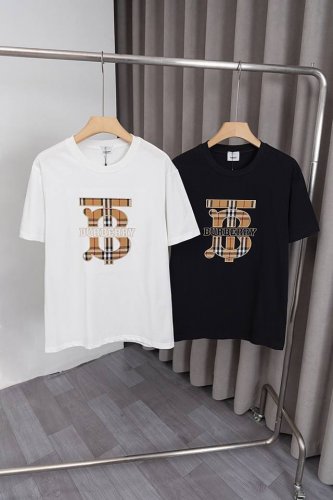 x028 25Ss Burberry 新款T恤,采用260克双纱纯棉面料 ,胸前大字母Logo刺绣工艺，品质品相都是最完美的，全高档大方 时尚无比 男女同款，颜