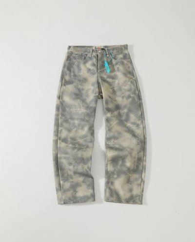 stussy Fw24 Big Ol' Jean Stenpat Camo 多口袋宽松徽标贴片休闲牛仔裤 男女同款 独创迷彩纹路 融合混凝土裂痕与丛林苔藓的Dn
