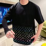 LV* 顶级货品2025春夏新款首发专柜最新款短袖圆领T恤 高端订制 设计前卫时尚 品牌Logo重工艺设计 高端定制260克面料.手感柔软.穿着舒适.专柜级别精