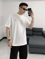 brunello Cucinelli Bc2025春夏新款圆领短袖T恤 Brunello Cucinelli的珍贵纱线丰富了这款Travelwear系列T恤衫的